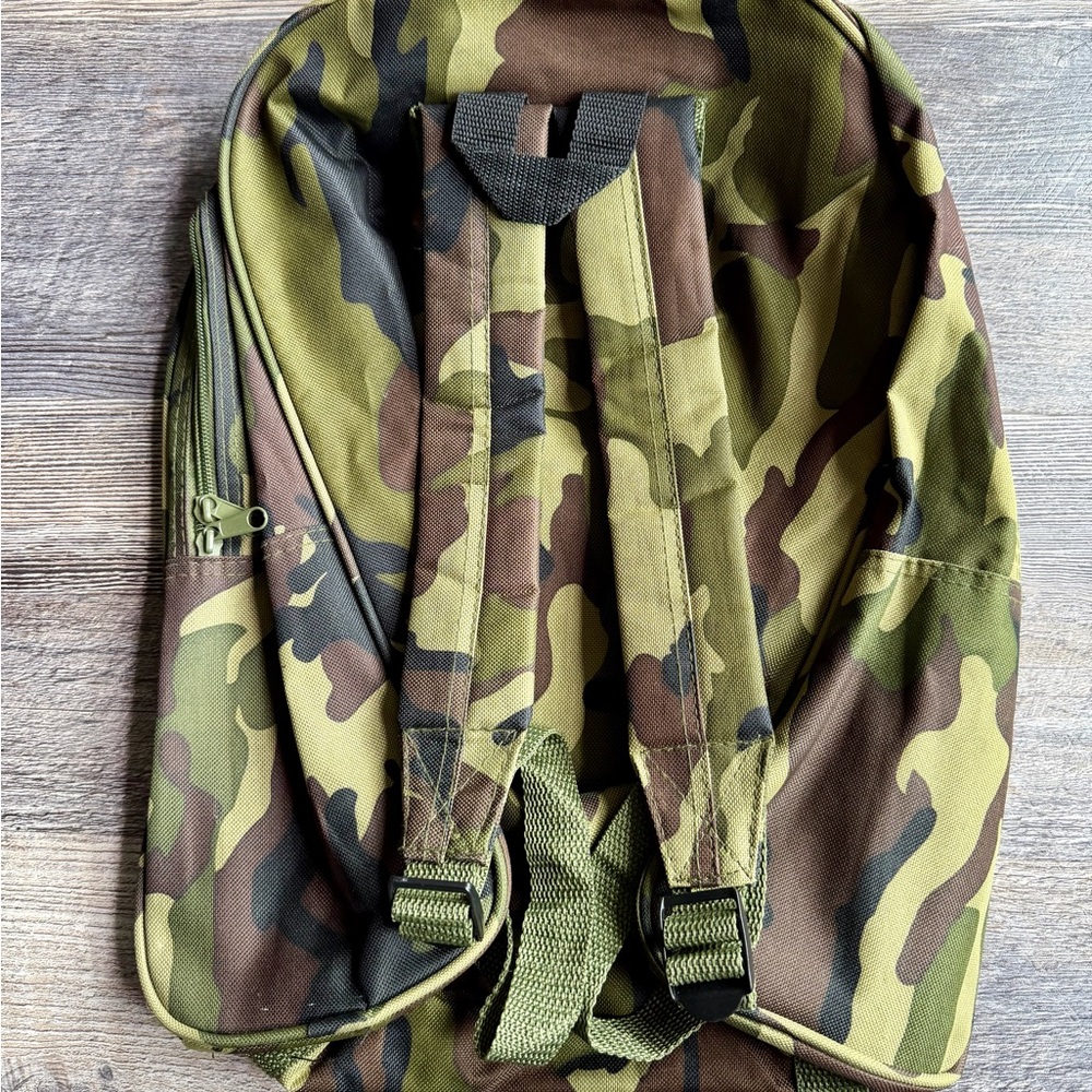 BWAP Green Camo Zip Backpack Bookbag - Picture 2 of 4